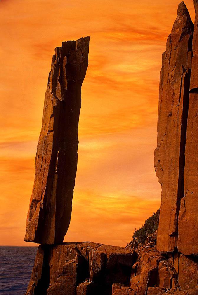 mother nature Balancing Rock, Digby, Nova Scotia mother nature Balancing Rock, Digby, Nova Scotia
