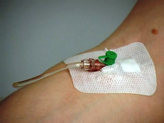 Скорая медицинская помощь: Венозный доступ. Постановка браунюли ...