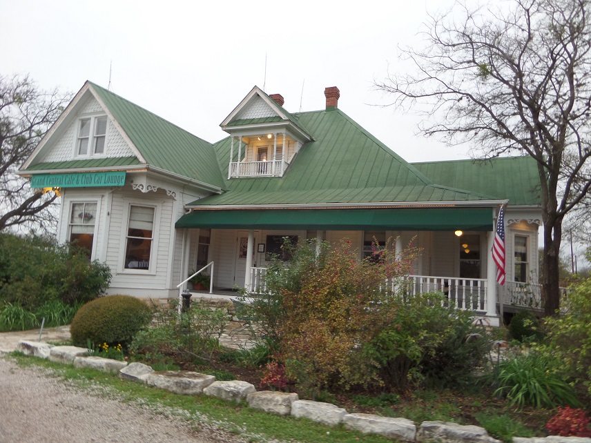 Kentucky Travels Grand Central Cafe in Kingsland Texas