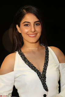 Isha Talwar Looks super cute at IIFA Utsavam Awards press meet 27th March 2017