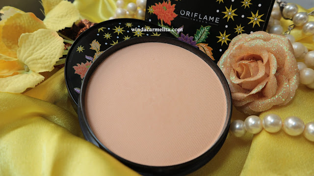 oriflame, danar hadi, bedak oriflame, batik danar hadi