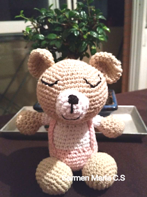 Versión de amigurumi Tristán 