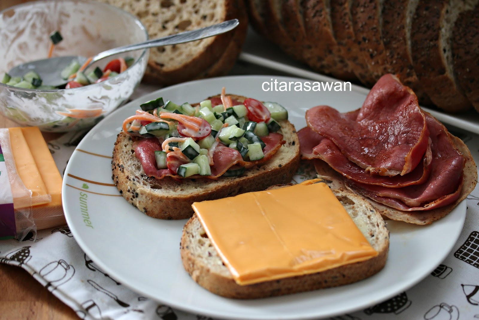 Sandwich Daging Salai / Beef Pepperoni Sandwich Resepi Terbaik