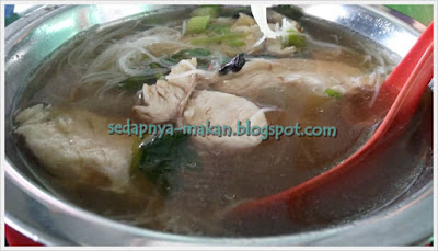 bihun sup (yang aku order ni set untuk budak)
