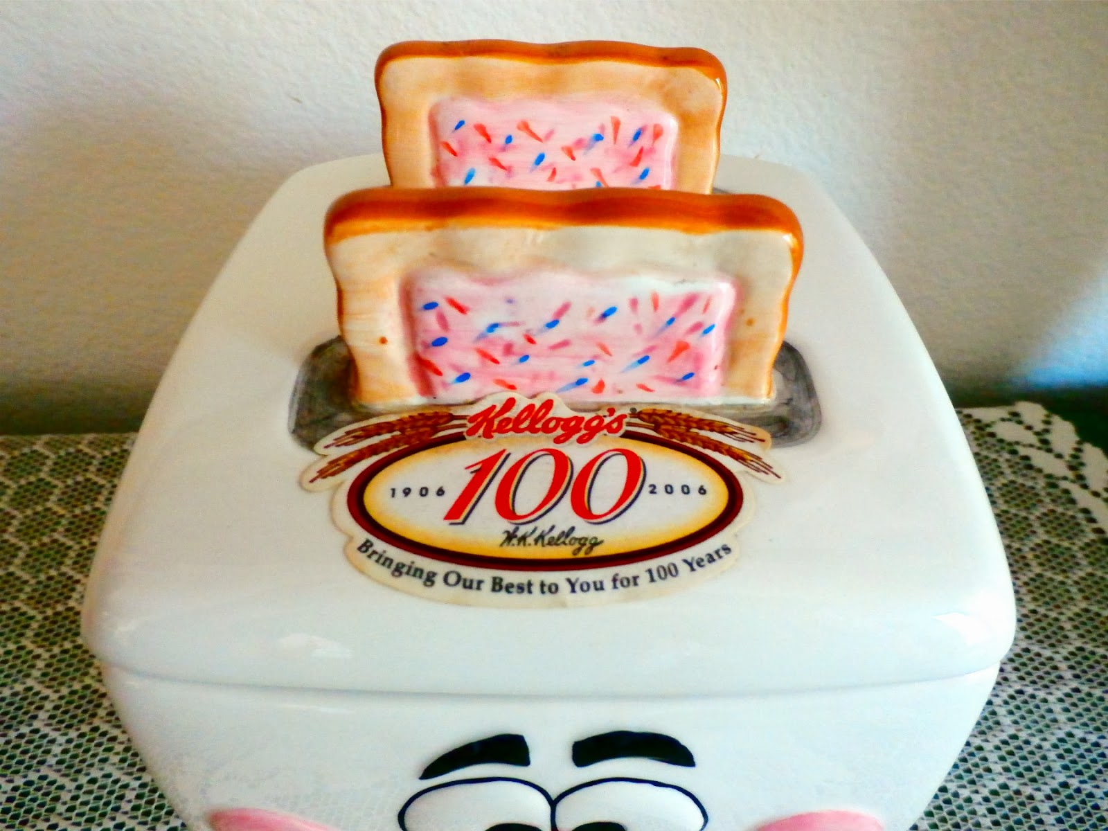 J. Thaddeus Ozark's Cookie Jars and Other Larks: Milton The Toaster