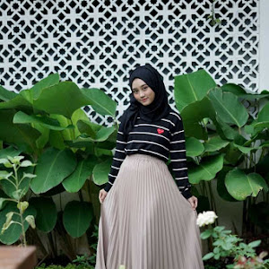 Carissa Pleated Skirt Mocca