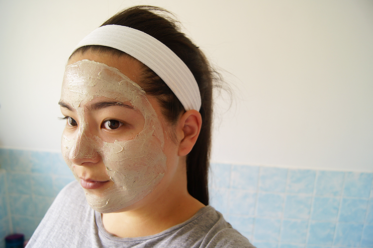 clear-skin-exfoliating-mask-mud