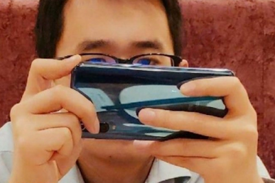 Xiaomi Mi 9 Hadir di Hari yang Sama dengan Samsung Galaxy S10