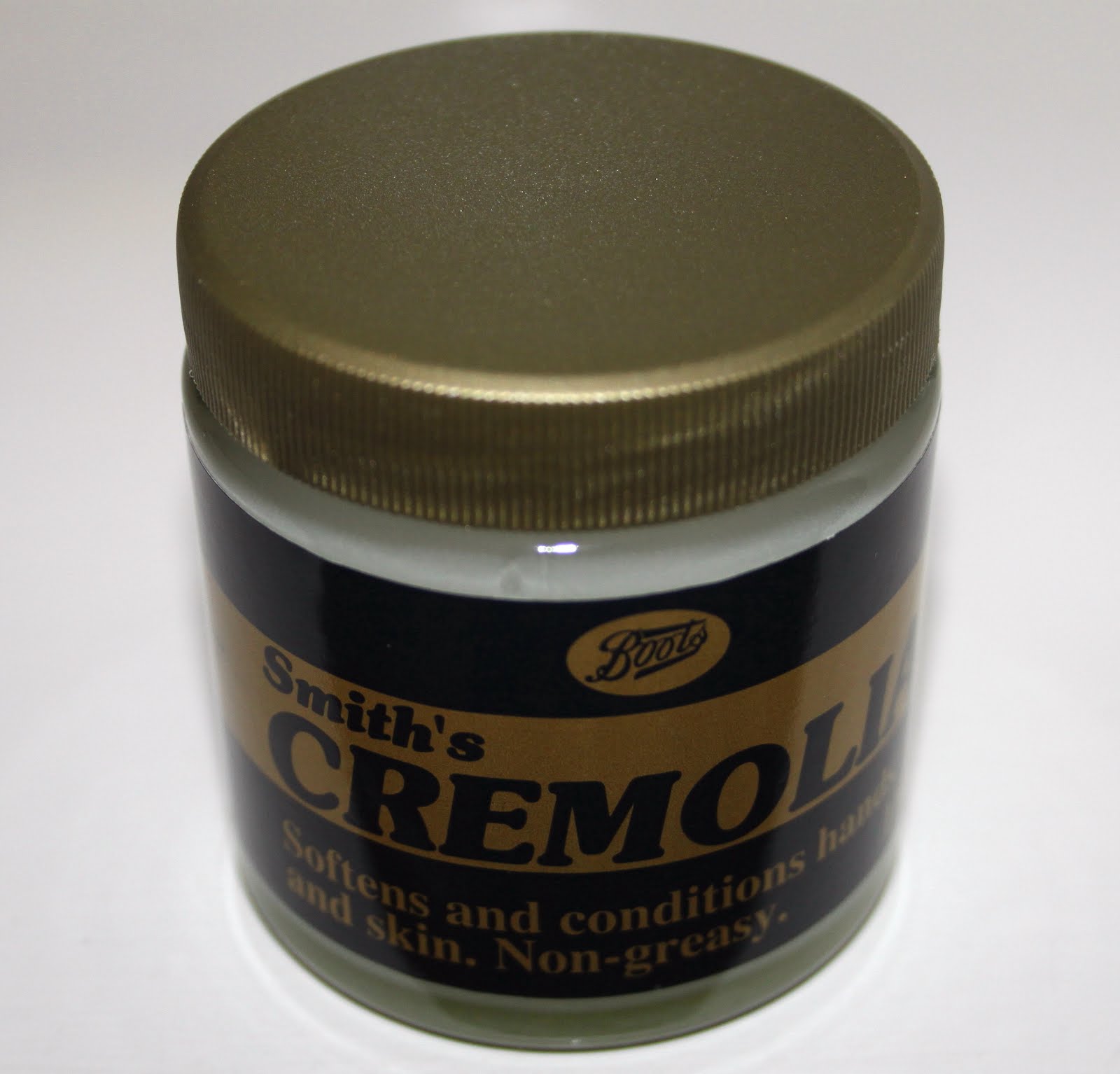 tinycattin Boots' 'Smith's Cremolia'.