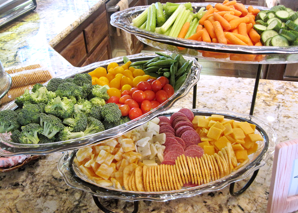 Some fresh vegetables, and some cheese and crackers, yum!!