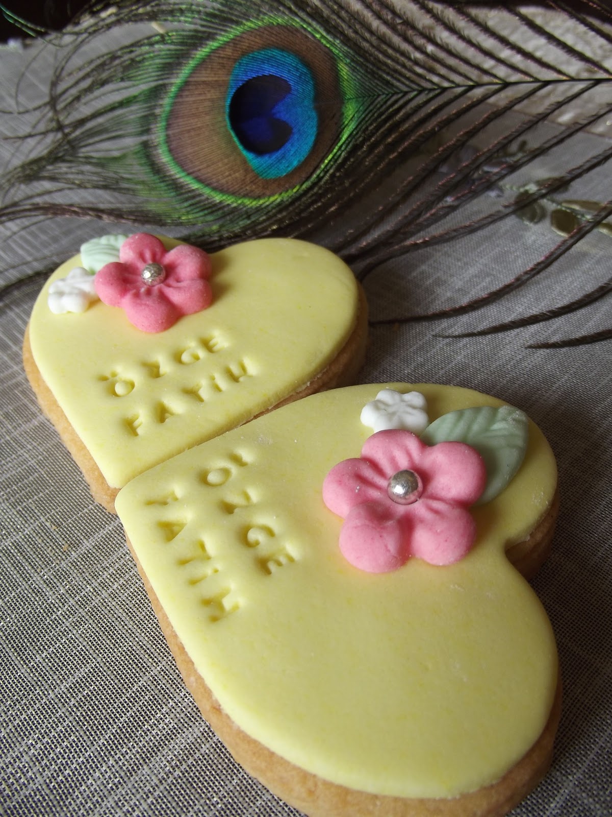 Şeker Hamuru Kurabiye Pasta Özge ile Fatih�in Nişan Kurabiyeleri