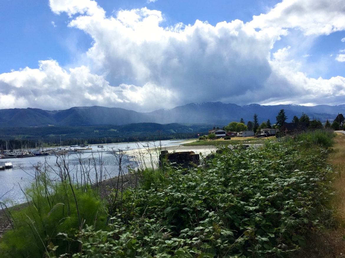 Thrums Travel Post Deep Bay, BC