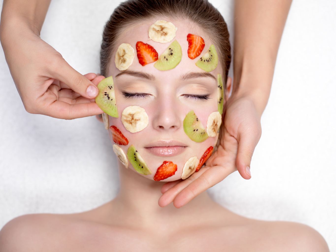 Nutrisi Penting Untuk Menjaga Kecantikan Kulit Wajah Nutrisi Penting Untuk Menjaga Kecantikan Kulit Wajah