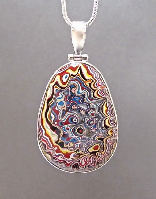 21-Cindy-Dempsey-Motor-Agate-Fordite-Paint-Jewellery-www-designstack-co
