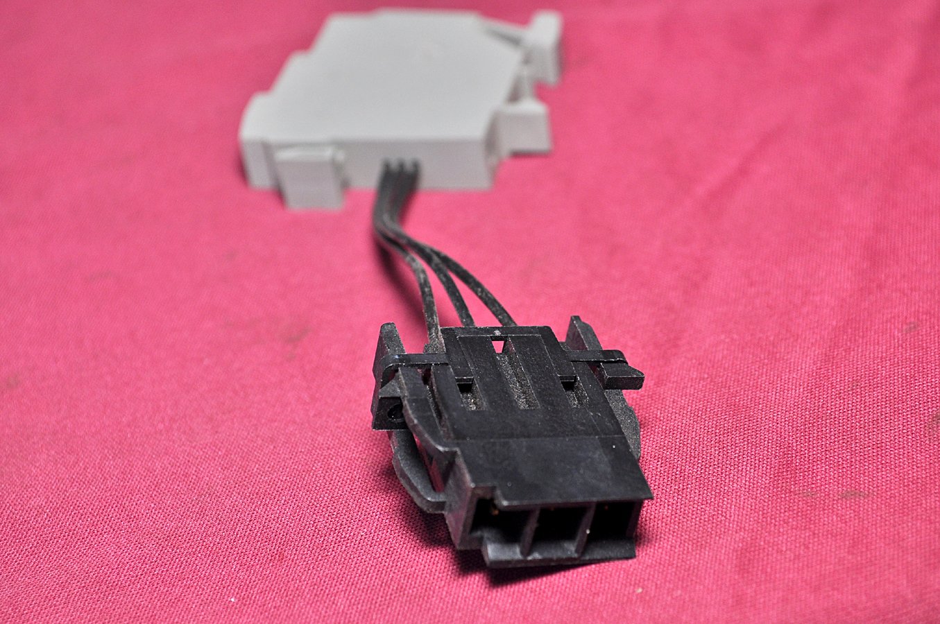 NOS SQUARE D E103955 CIRCUIT BREAKER ACCESSORY Aeliya Marine