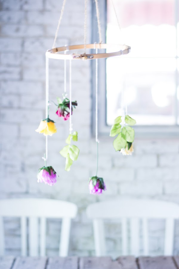 Móvil decorativo flores