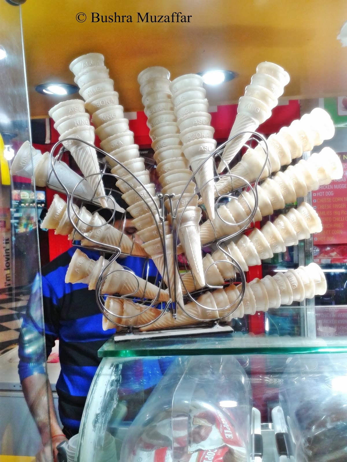 Ice cream shop in the food court of TGIP Noida