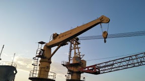 Apa arti LIFTING GEAR