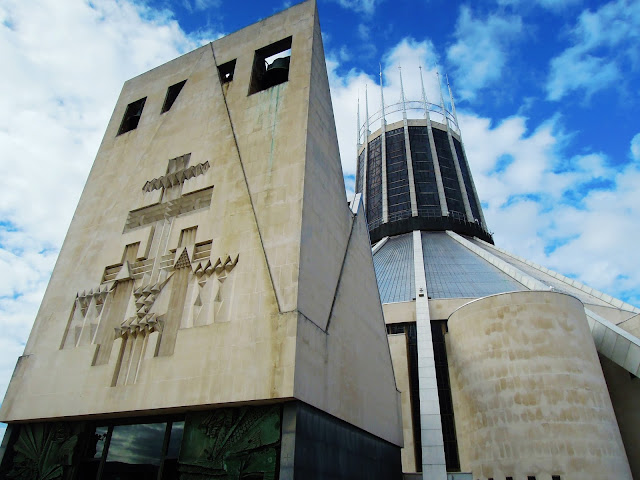 L'avanguardistica Metropolitan Cathedral of Christ the King