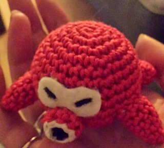 http://translate.googleusercontent.com/translate_c?depth=1&hl=es&rurl=translate.google.es&sl=en&tl=es&u=http://crochetnanigans.wordpress.com/2014/03/16/the-legend-of-zelda-octorok-pattern/&usg=ALkJrhjFE7-3GmrcDBAZFVy2K0etYxmVug