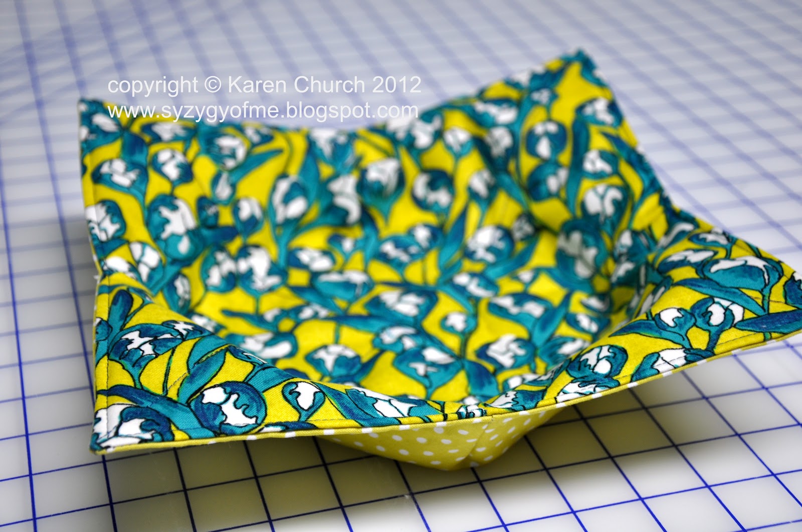 Syzygy of Me: Microwave Bowl Potholder and Tutorial