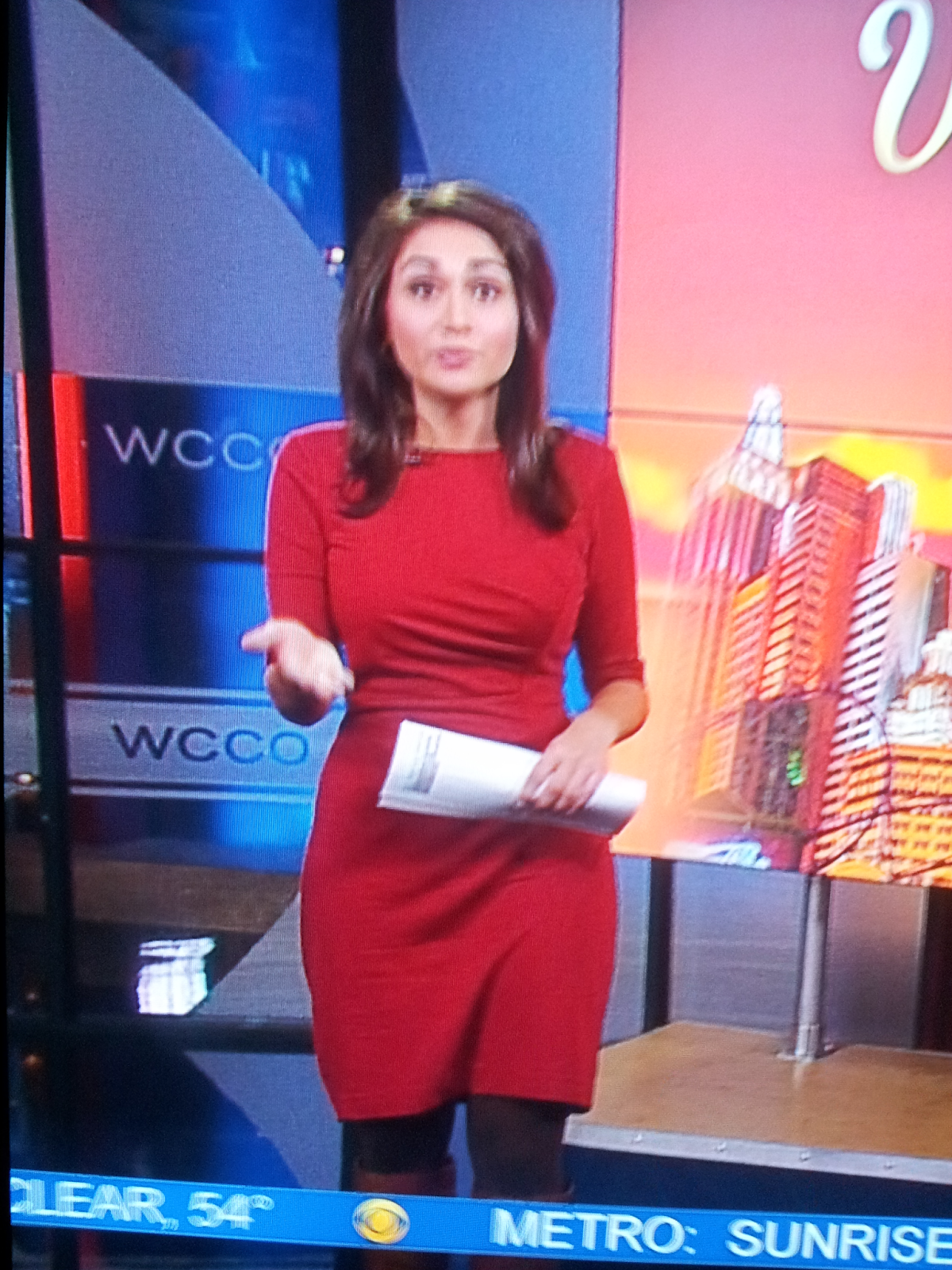 THE APPRECIATION OF BOOTED NEWS WOMEN BLOG : WCCO's Nina Moini Makes A