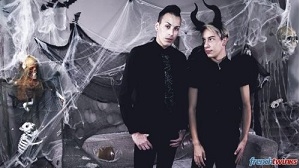 Fucked by Vampires for Halloween – Alexis Tivoli, Loic Miller & Kevin Ventura