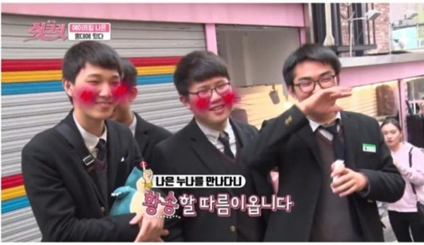 카메라가 미모를 다 담지 못한다는 실물갑 여돌.jpgif | 인스티즈