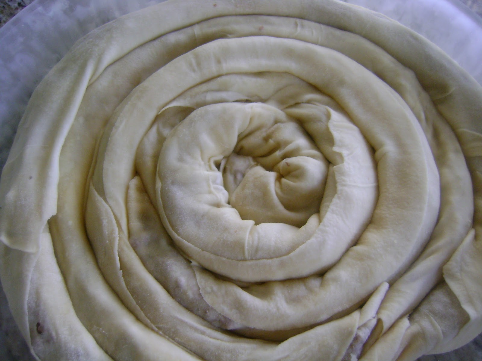 ELDE AÇMA KOL BÖREĞİ (Mayalı) Yemek Tarifleri Lezzetlerin Noktası