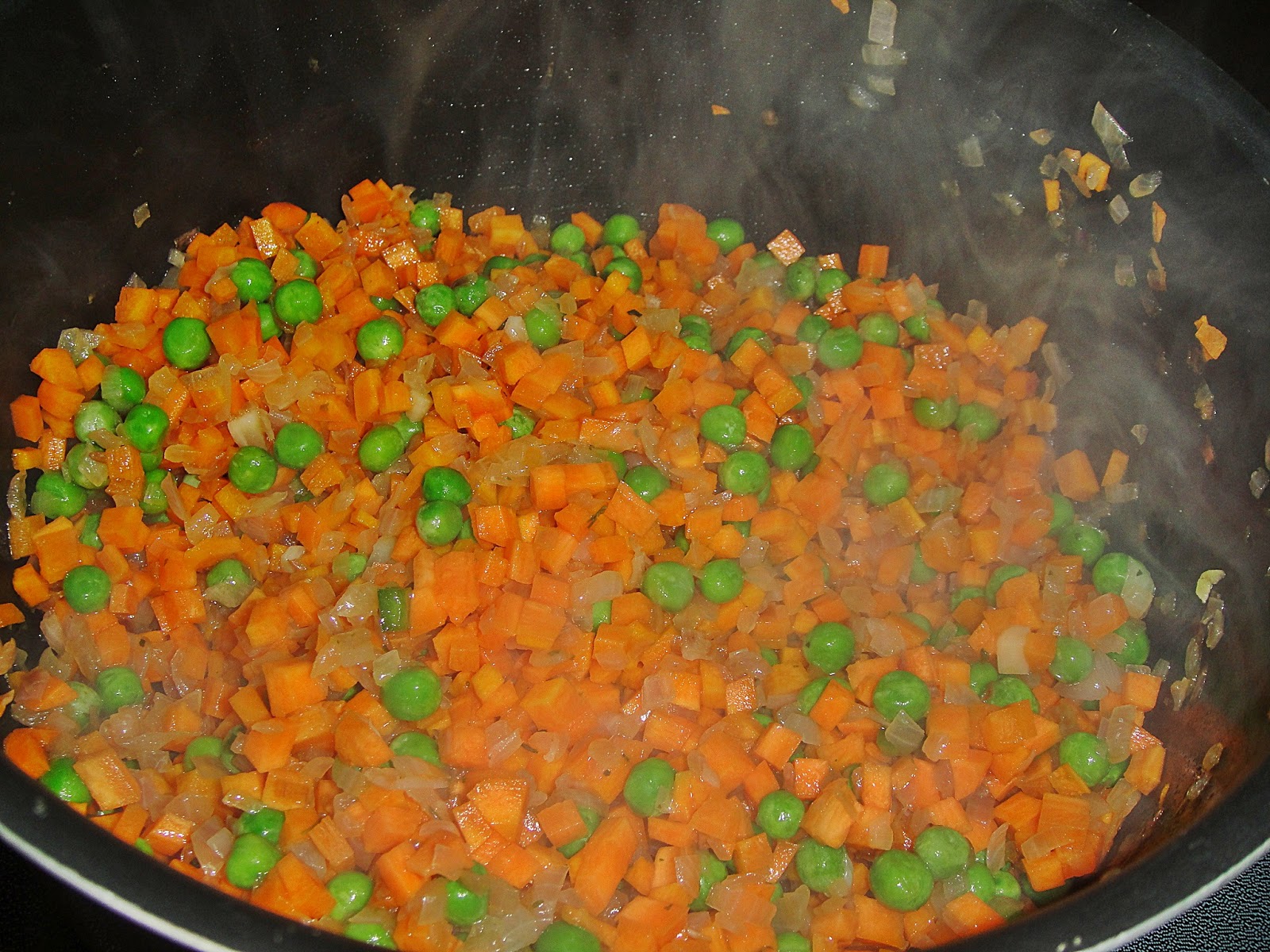 Maryam's Culinary Wonders: 428. Vegetable Samosa