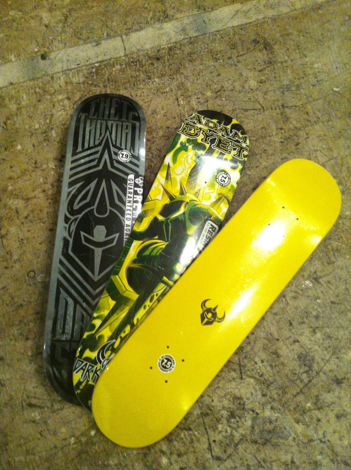 FRESH NEW DARK STAR, INDUSTRIAL TRUCKS, SUPERIOR SKATEBOARDS