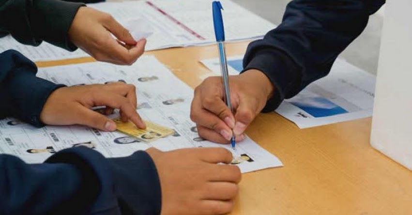 MINEDU: Escolares van a las urnas y eligen a sus Municipios Escolares 2020 - www.minedu.gob.pe MINEDU: Escolares van a las urnas y eligen a sus Municipios Escolares 2020 - www.minedu.gob.pe