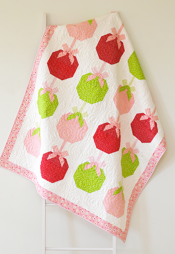 Down Grapevine Lane 'Glorious' Quilt in Sweet Orchard