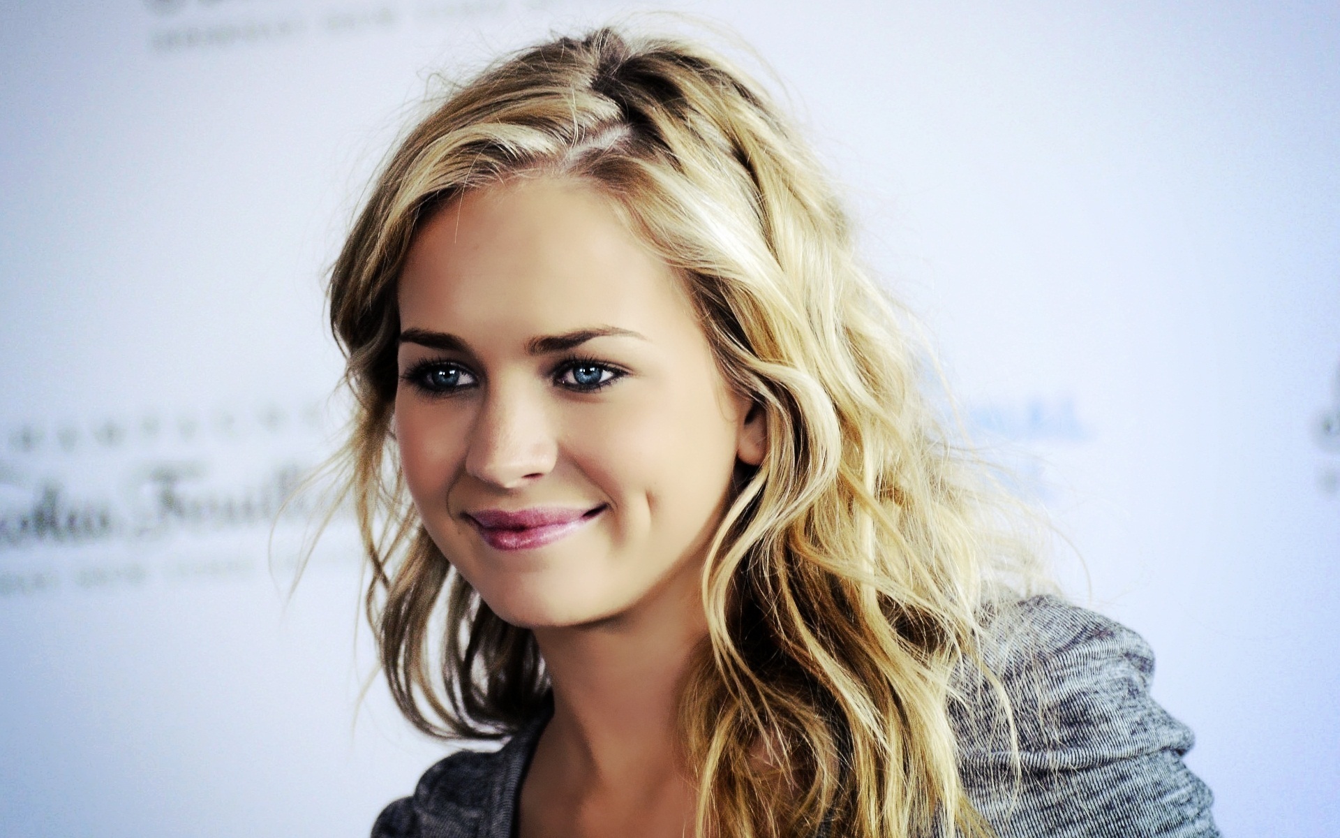 Britt Robertson HD Images and Wallpapers Britt Robertson HD Images and Wallpapers