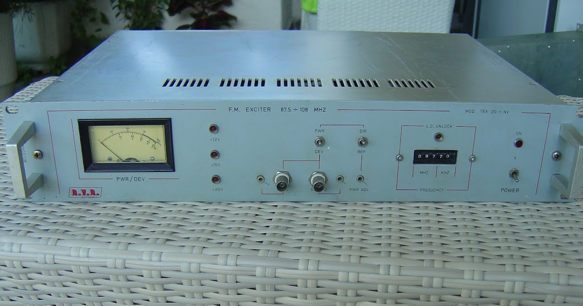 ΡΑΔΙΟ ΕΝΑ Πομπός FM exciter RVR 20 Watt