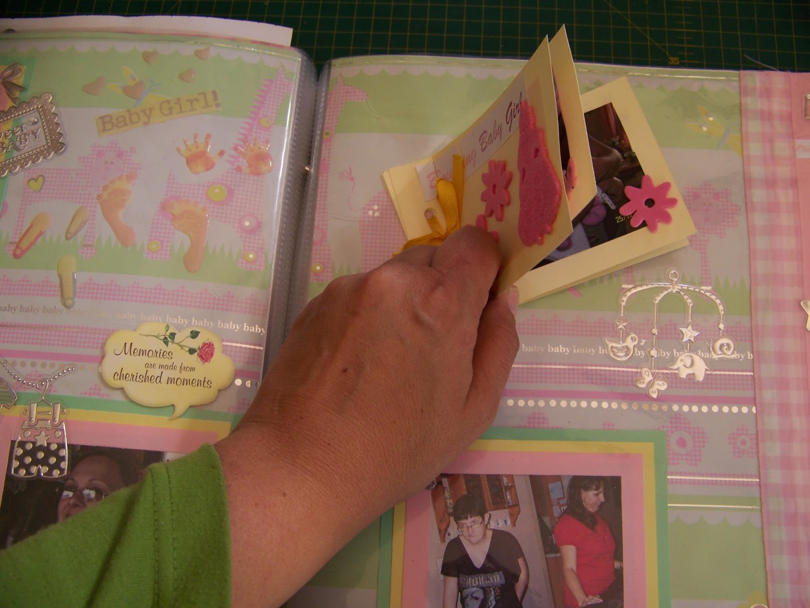 A Pretty Talent Blog: Scrapbooking: Adding a mini album to a page layout