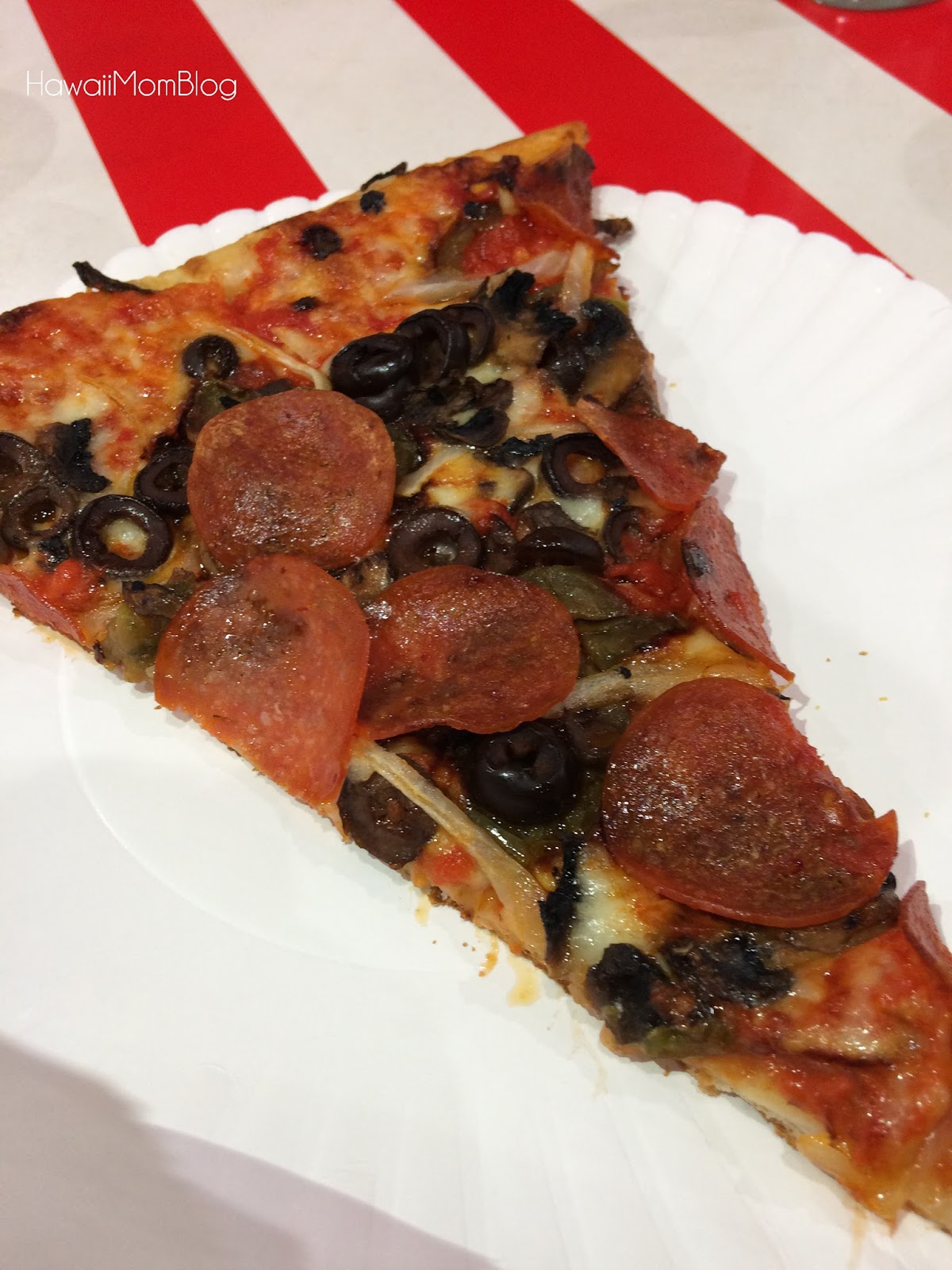 Hawaii Mom Blog New in Wahiawa NY Deli Featuring Boston's Pizza