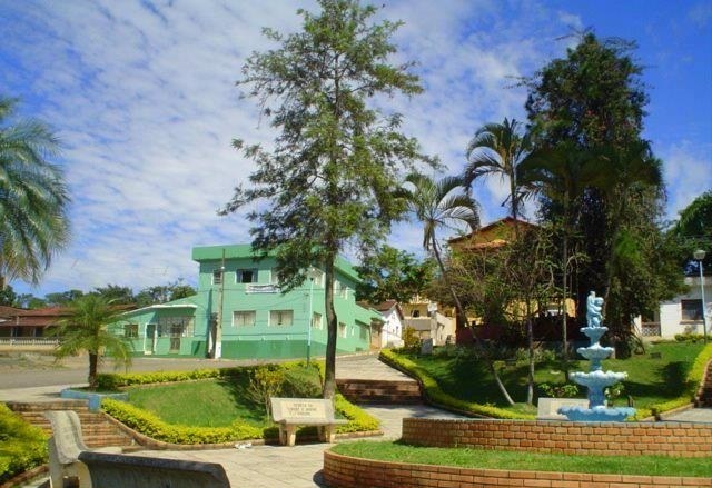 OLHANDO DA JANELA DO TREM TAPIRAÍ / MINAS GERAIS / BRAZIL (5.160 / 5.