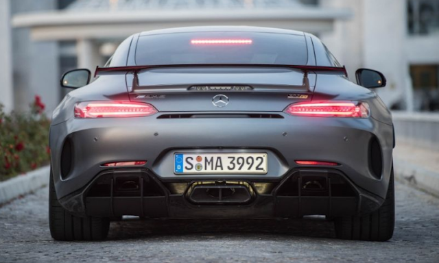 2018 Mercedes-AMG GT R Performance Exterior 2018 Mercedes-AMG GT R Performance Exterior