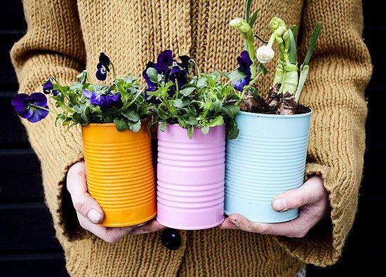 Smile Simple Pot Unik Taman Kreatif Bunga Kaleng Bekas Dicat