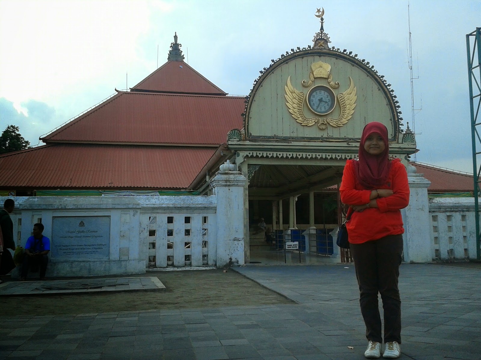 Di depan Masjid Agung Kauman, Yogyakarta