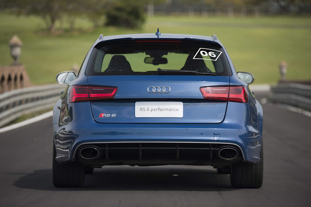 Audi RS6 Avant 2017 Performance