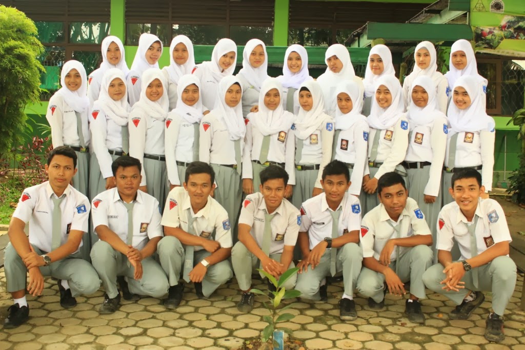 Tempat berbagi informasi dan inspirasi: XII IPA 1 SMAN 1 Simpang Empat