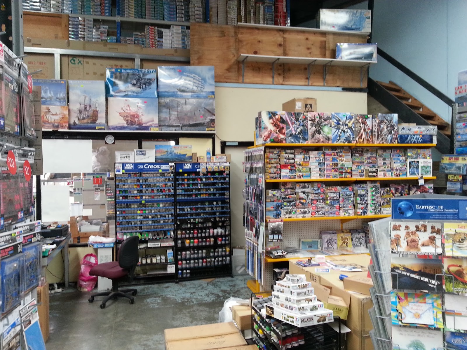 Dave's Model Visiting an oldschool hobby shop