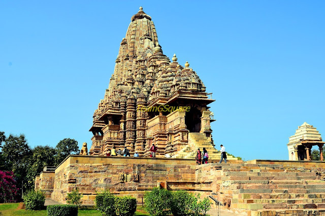 Kandariya Mahadeva Temple, Khajuraho 