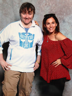 39021184_10156565416004913_2922719704420