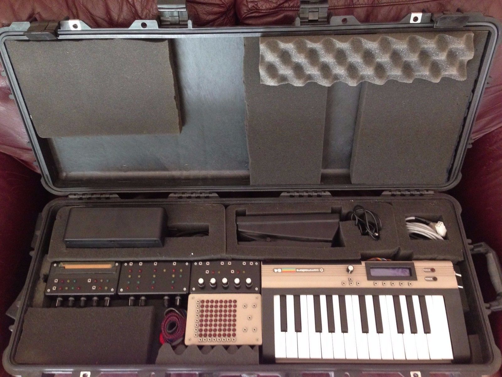 MATRIXSYNTH: MIDIBOX SID KEYTAR CUSTOM DIY GIANA 64 C64 COMMODORE ...