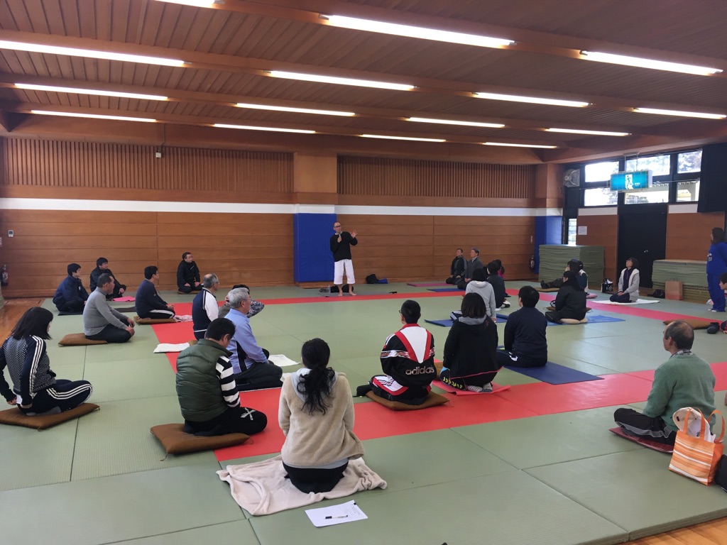 湯川ポテンシャル。 2018