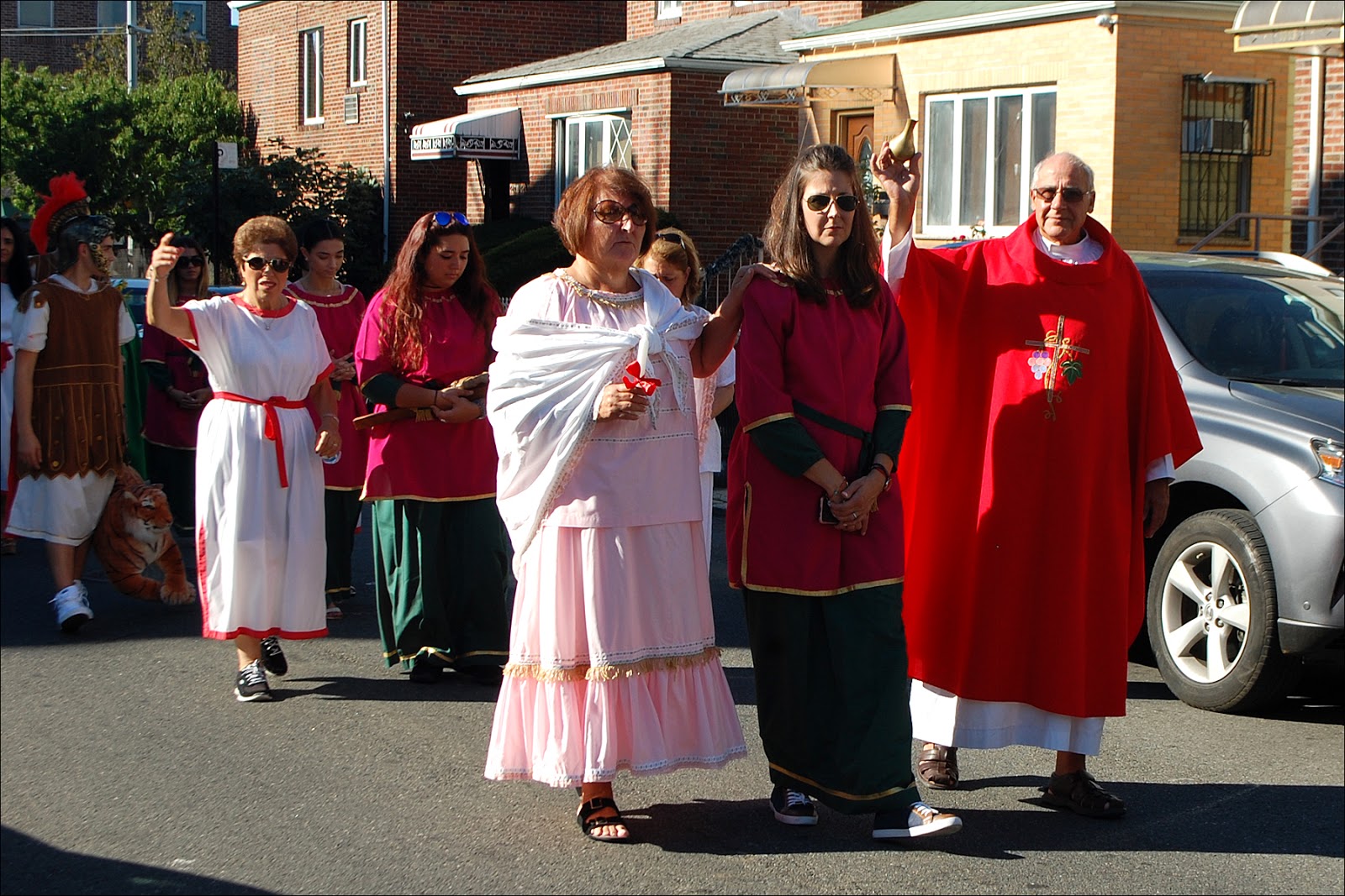 Il Regno A Look at the 2017 Santa Fortunata Procession in Bensonhurst