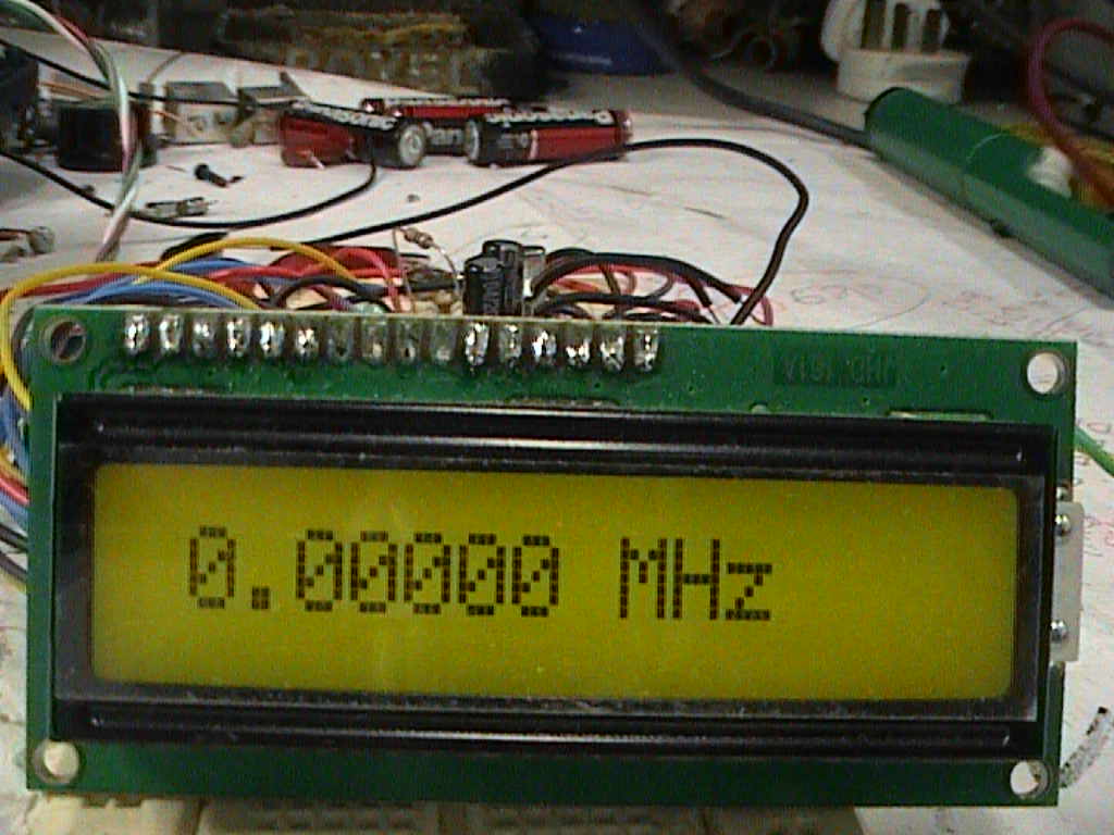 CB RADIO 113DT104 113MB104 : FREQUENCY COUNTER